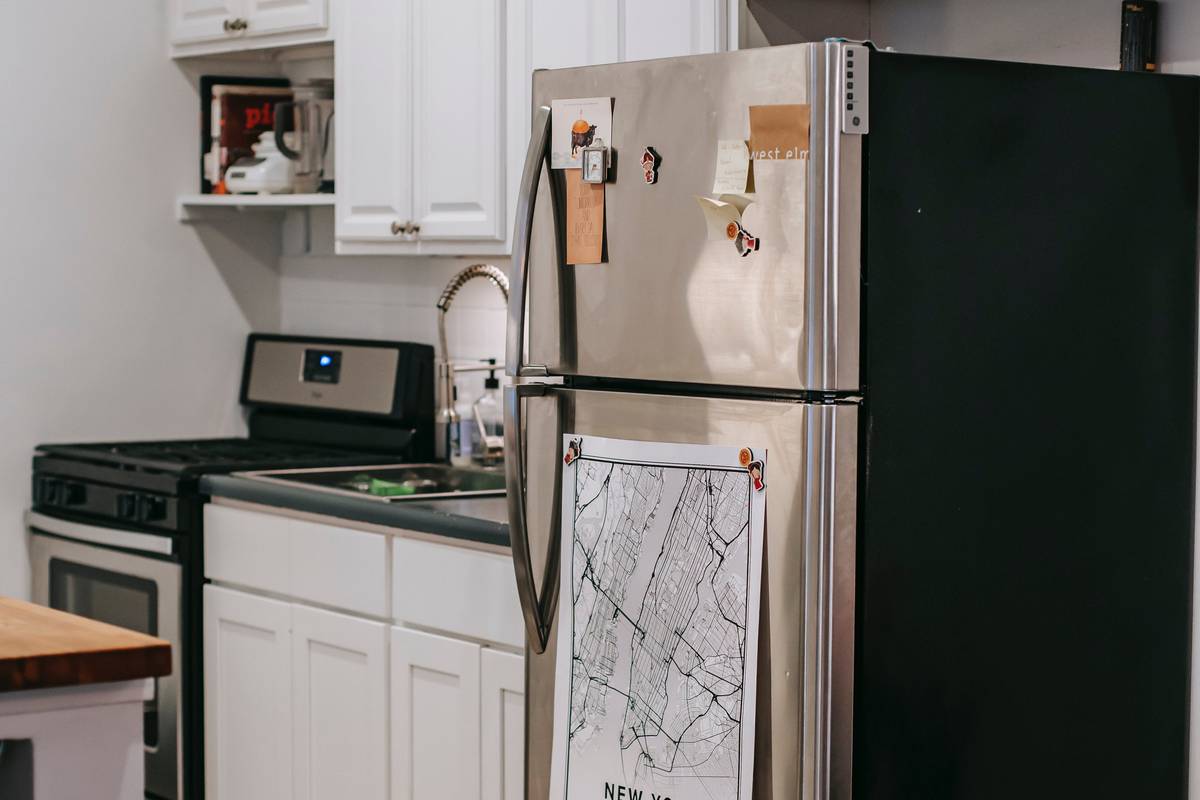 Como saber se a geladeira está consumindo muita energia?